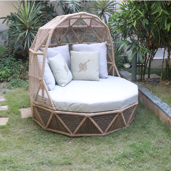 Outdoor Furniture Braided, Rope & Cord Canopy Daybed - Izatmos - Ready Stock Sale