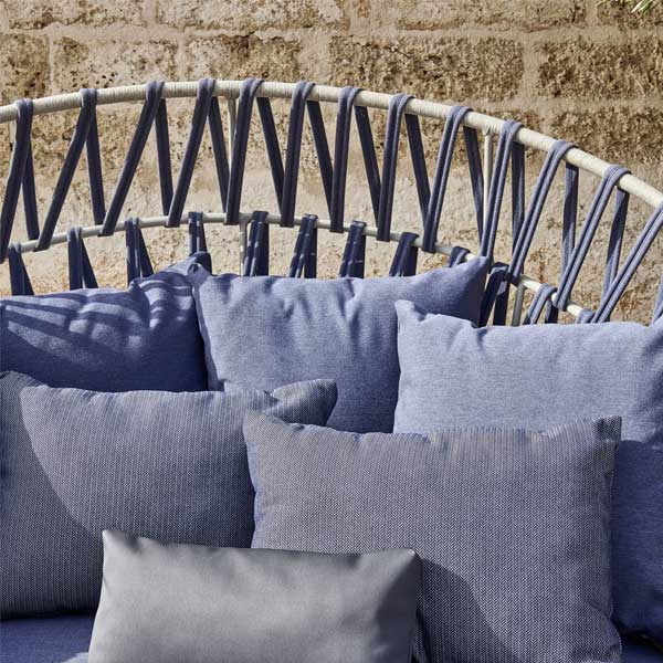 Outdoor Braided & Rope Daybed - Amben