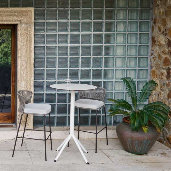 Outdoor Braided, Rope & Cord Bar Chair - Elegante