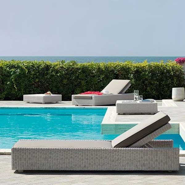 Outdoor Furniture - Sun Lounger - Cube