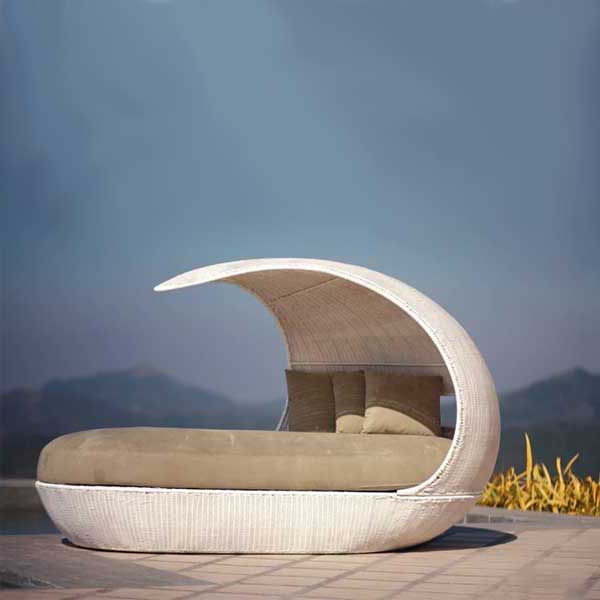 Outdoor Furniture - Canopy Bed - Fez