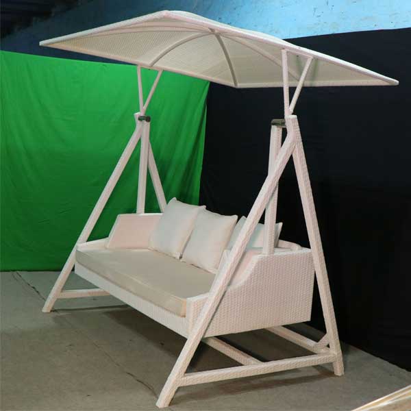 Outdoor Wicker Two Seater Swing - Club