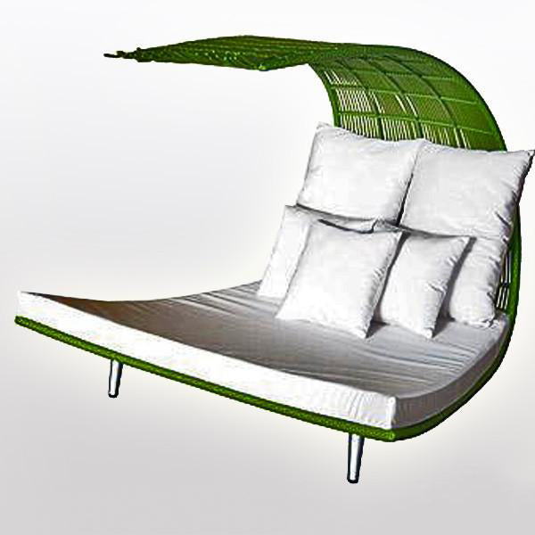 Outdoor Wicker Canopy Bed - Waves