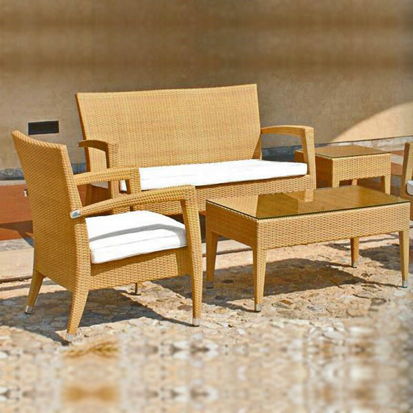 Outdoor Furniture - Wicker Sofa - Natural