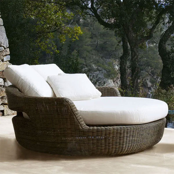 Outdoor Furniture - Canopy Bed - Shadow