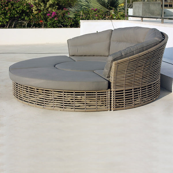 Outdoor Furniture - Day Bed - Castries