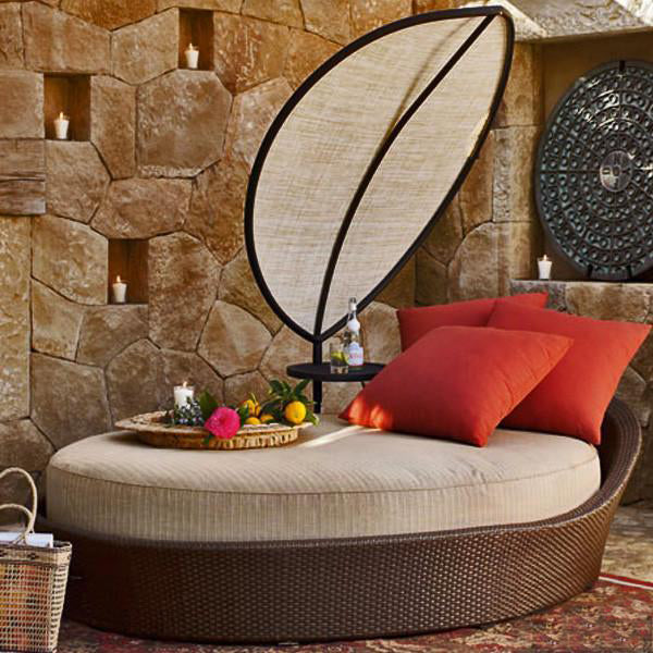 Outdoor Wicker Day Bed - Canopy