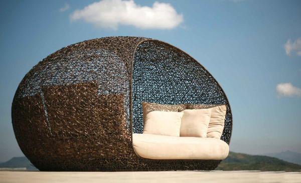 Outdoor Wicker Canopy Bed - Hawa Mahal - Nest